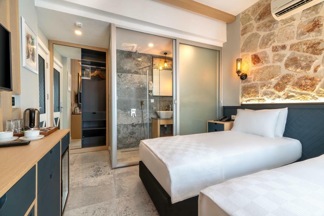 Isola 12 Hotel Κας Εξωτερικό φωτογραφία